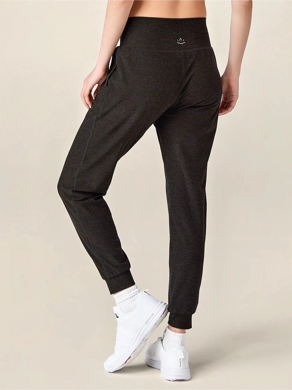 Beyond Yoga Spacedye Midi Jogger – Black Size Small